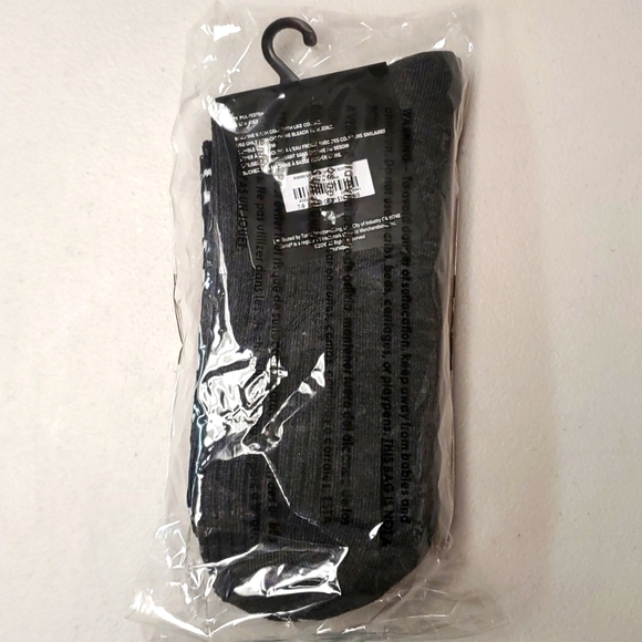 ❤️NWT TORRID WIDE WIDTH 3 PACK RIBBED CREW SOCKS - HEART & STAR GRAPHIC PRINT - Picture 5 of 8